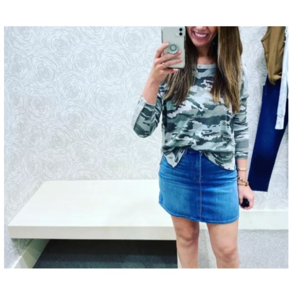 Skirt 7 For All Mankind Skirt mini denim skirt Size 32